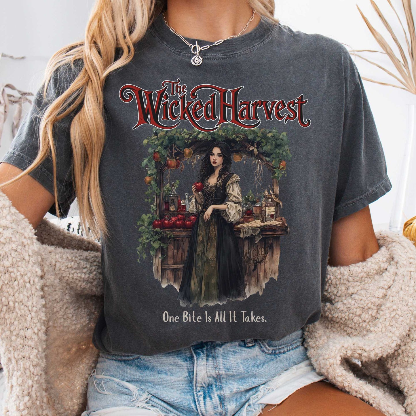 T-Shirt Pepper / S The Wicked Harvest Fairytale Shirt The Mystic Eden