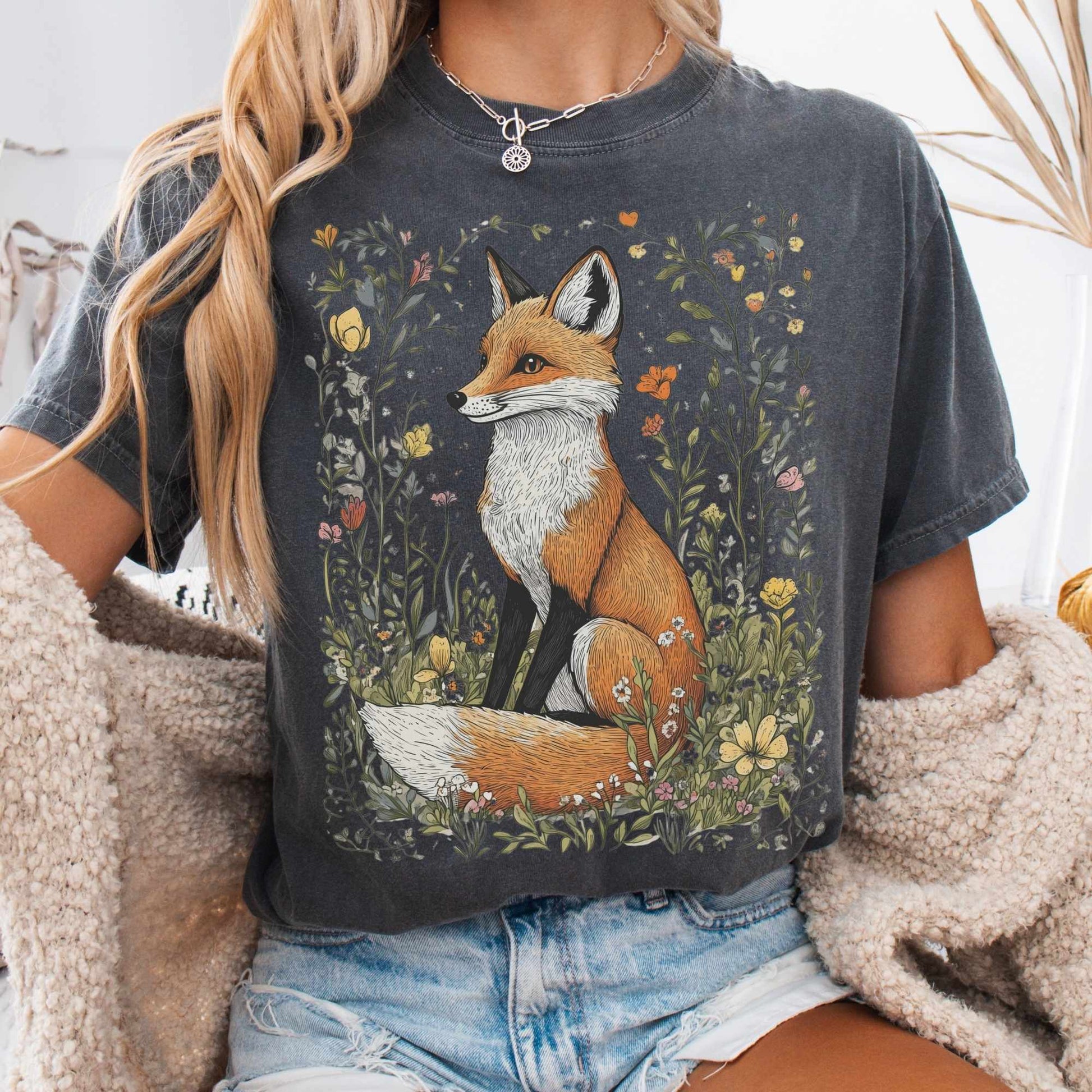 T-Shirt Pepper / S Vintage Style Happy Fox Cottagecore Shirt The Mystic Eden