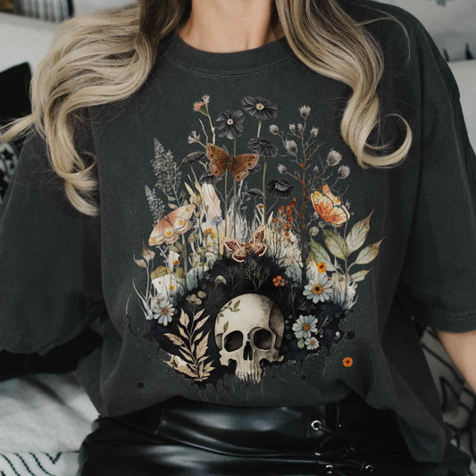 T-Shirt Skull Dark Cottagecore T-shirt Goblincore The Mystic Eden