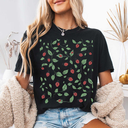 T-Shirt Vintage Ladybird Leaf Cottagecore Shirt The Mystic Eden