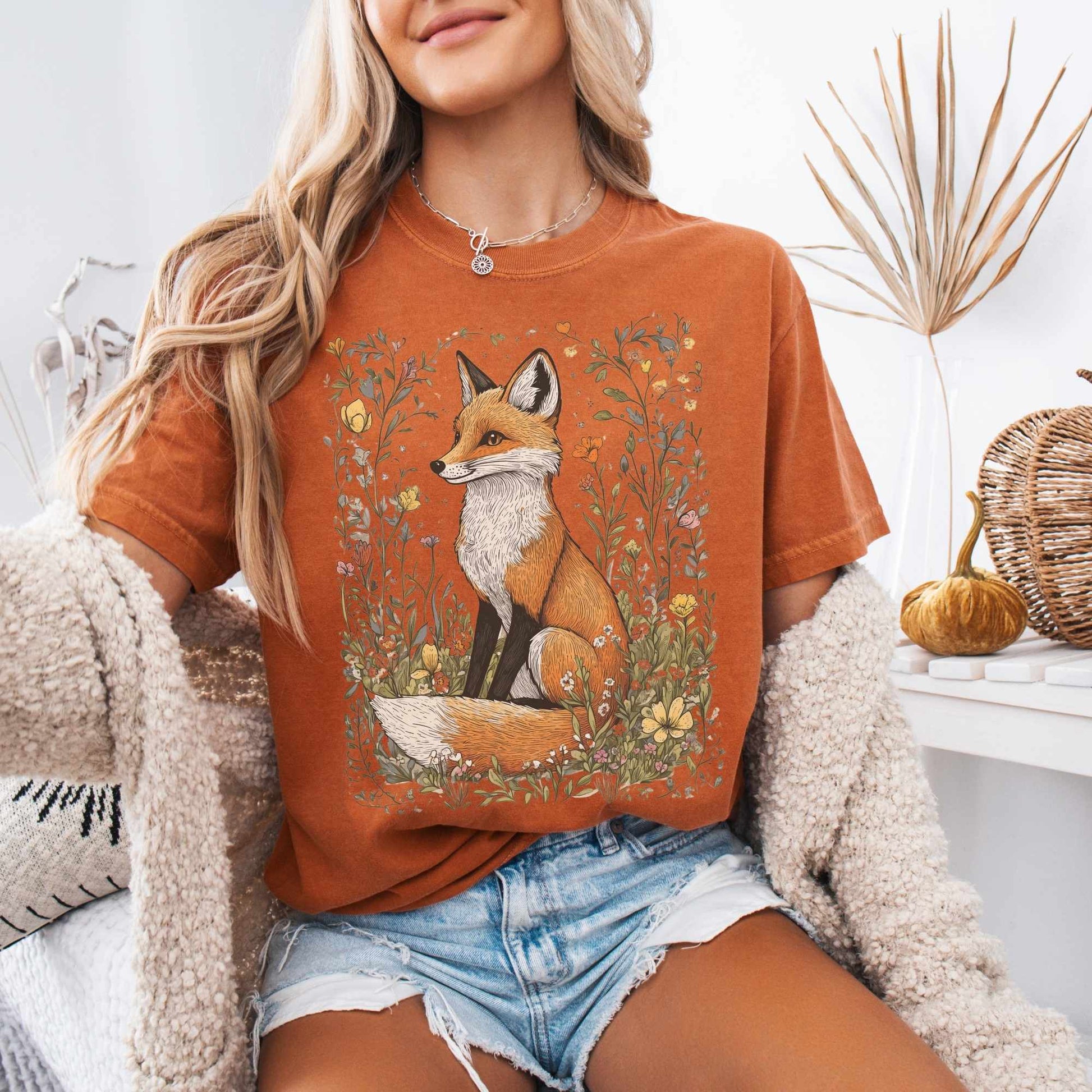 T-Shirt Vintage Style Happy Fox Cottagecore Shirt The Mystic Eden