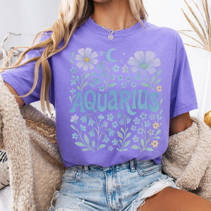 T-Shirt Violet / S Aquarius Vintage T-Shirt – Retro Floral Zodiac Tee The Mystic Eden
