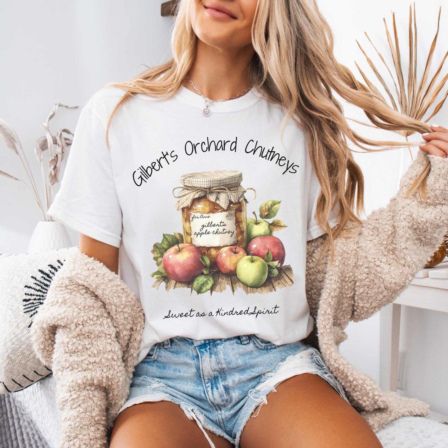 T-Shirt White / S Gilbert's Orchard Chutneys Tee The Mystic Eden