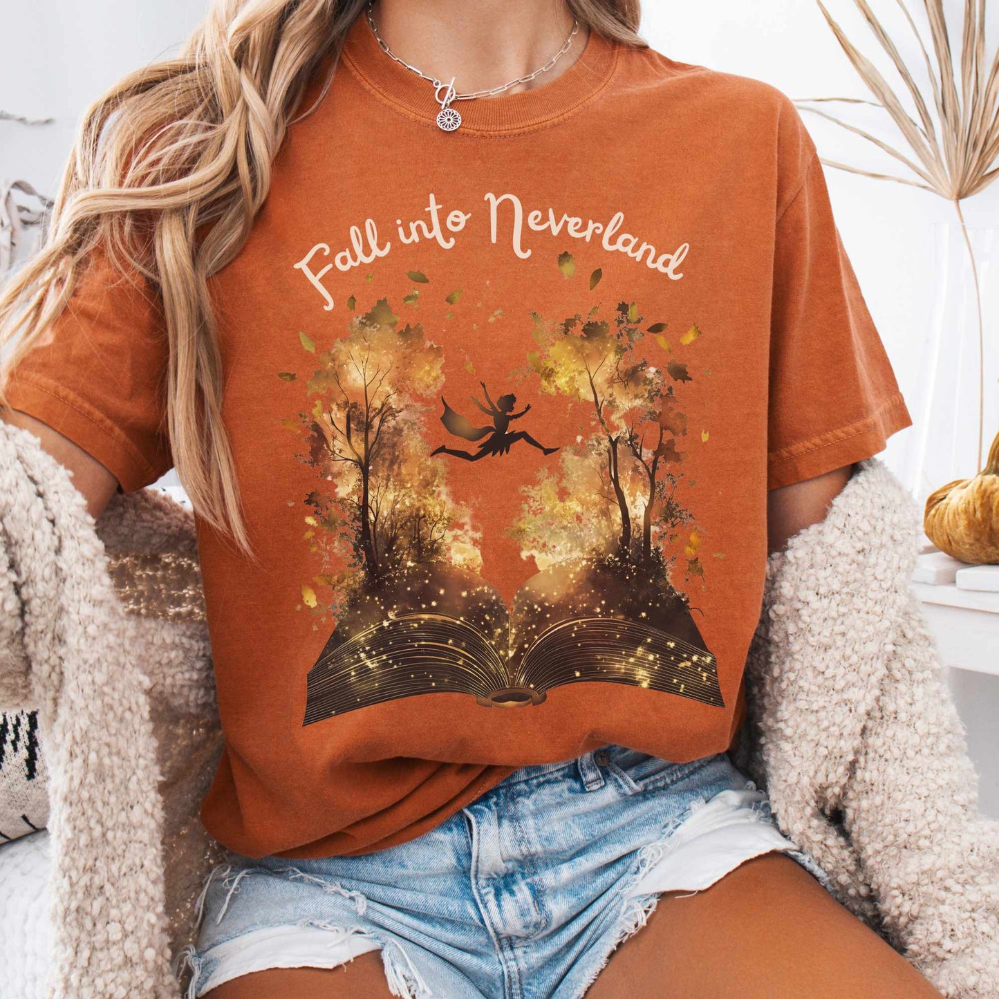 T-Shirt Yam / S Fall into Neverland Tee The Mystic Eden