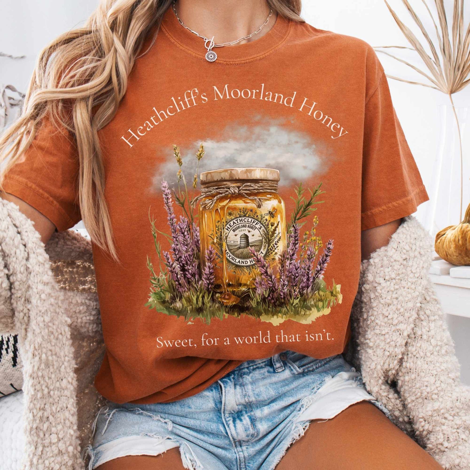 T-Shirt Yam / S Heathcliff's Moorland Honey Tee The Mystic Eden