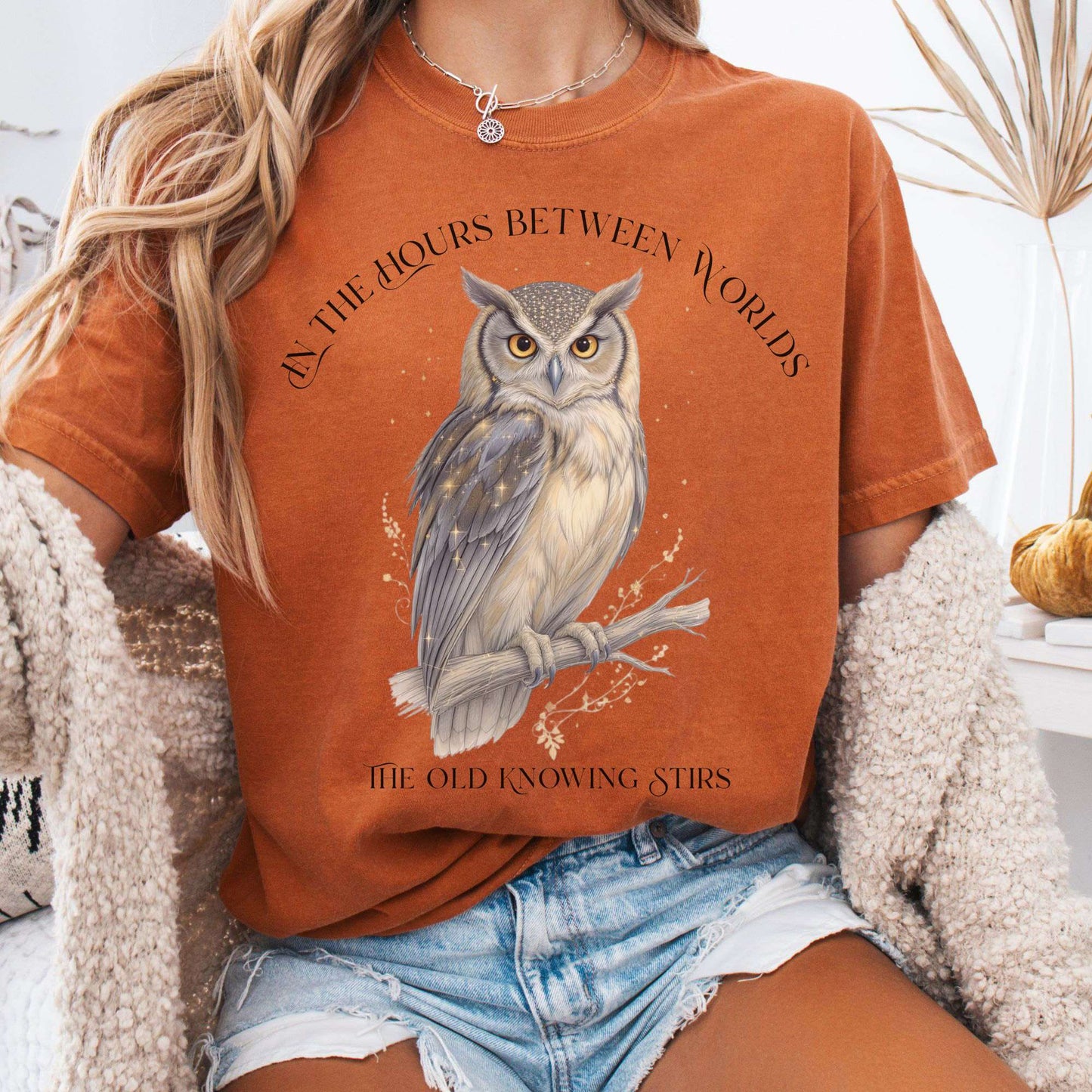 T-Shirt Yam / S The Old Knowing Stirs Mystical Owl Tee The Mystic Eden