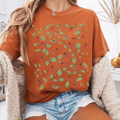 T-Shirt Yam / S Vintage Ladybird Leaf Cottagecore Shirt The Mystic Eden