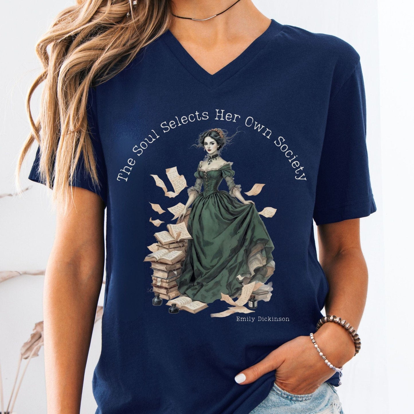 V-neck Navy / S The Soul Selects Her Own Society Emily Dickinson V-neck The Mystic Eden