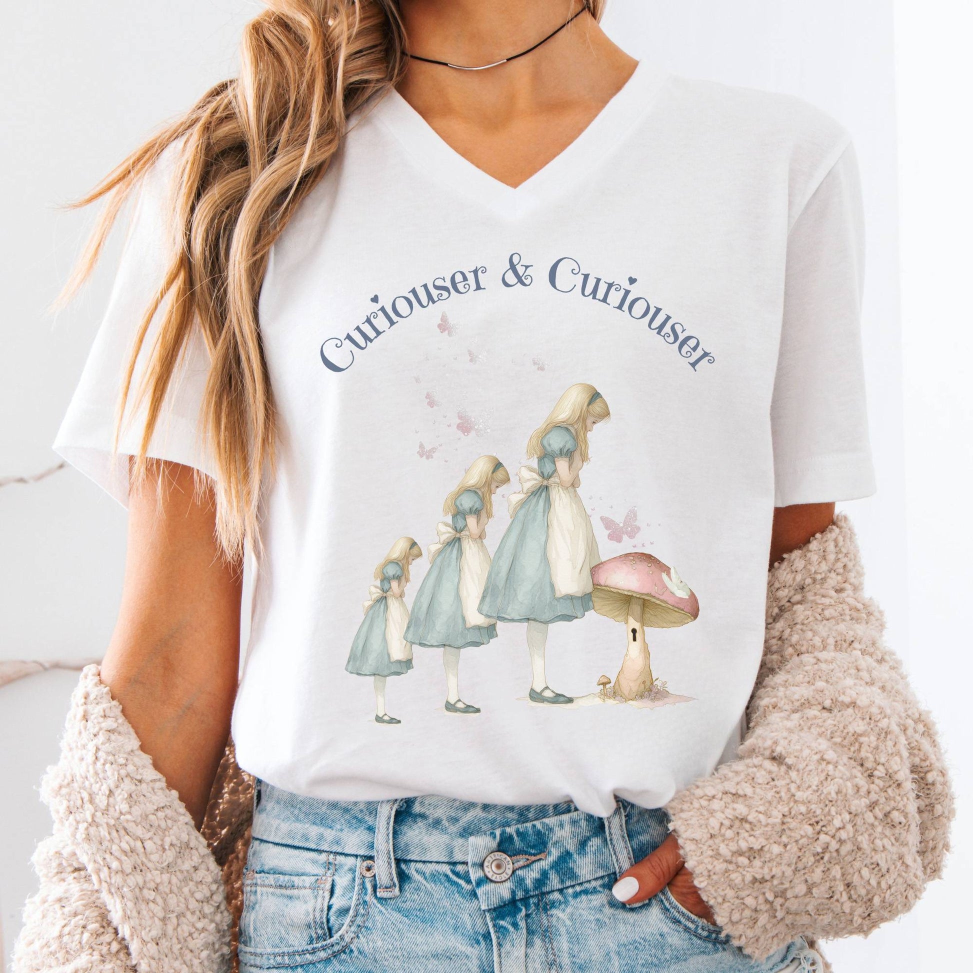 V-neck White / S Curiouser and Curiouser Alice V-neck The Mystic Eden