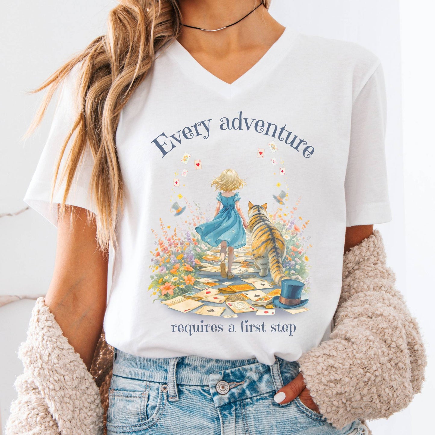 V-neck White / S Every Adventure Requires a First Step Alice V-neck The Mystic Eden